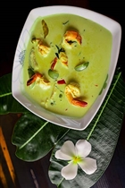 Appetising food (Green Curry with Prawns)